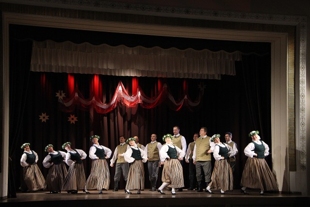 Baloži